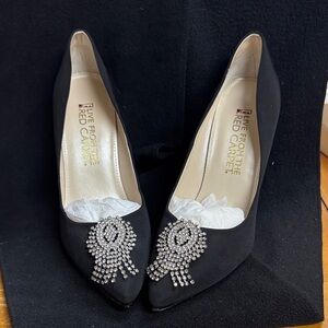 E! Live from the Red Carpet Black Grosgrain Heels